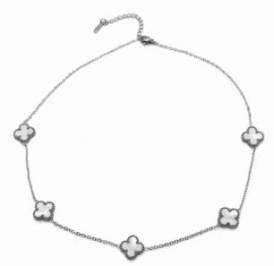 Cadena de acero quirurgico con dijes de trebol blancos 45cm + 5cm